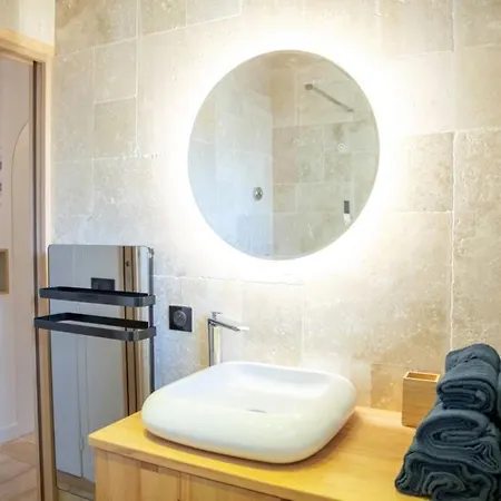 Studio Cosy Vieil - Renove - Climatise 아파트 *