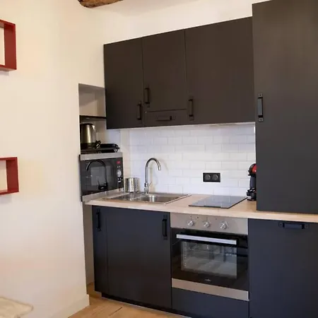아파트 Studio Cosy Vieil - Renove - Climatise 앙티브