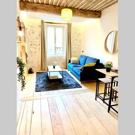 아파트 Studio Cosy Vieil - Renove - Climatise 앙티브